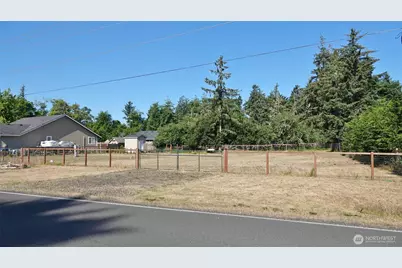 721 Mt Olympus Avenue SE, Ocean Shores, WA 98569 - Photo 3