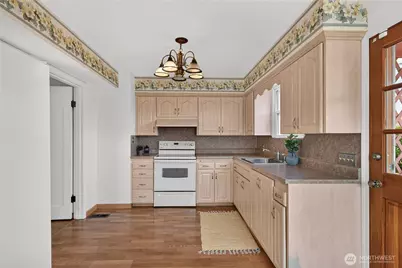 1831 Rucker Ave, Everett, WA 98201 - Photo 11