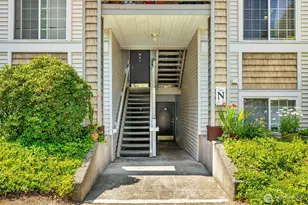 25235 SE Klahanie Blvd, Sammamish, WA 98029 - Photo 3