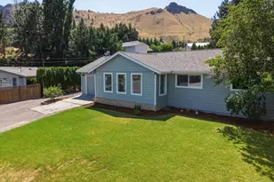 1004 Vista Pl, Wenatchee, WA 98801 - Photo 3