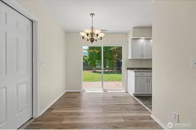1004 Vista Pl., Wenatchee, WA 98801 - Photo 11