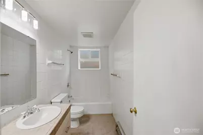 4324 Phinney Avenue N #1, Seattle, WA 98103 - Photo 13