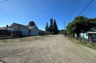416 N 8th St, Shelton, WA 98584 - Photo 21