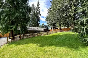 8920 168th Ave NE, Redmond, WA 98052 - Photo 33