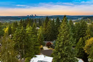 12510 SE 48th Pl, Bellevue, WA 98006 - Photo 3