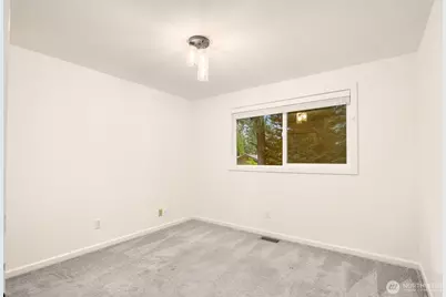 12510 SE 48th Place, Bellevue, WA 98006 - Photo 19