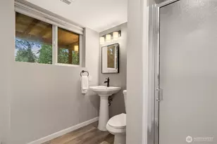 12510 SE 48th Pl, Bellevue, WA 98006 - Photo 27