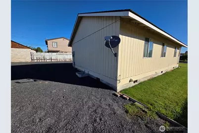 714 S Michael Street, Moses Lake, WA 98837 - Photo 9