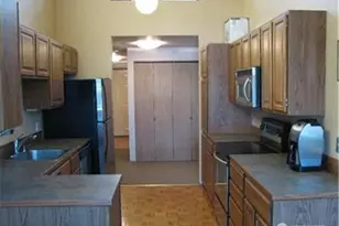 965 W Nickerson St, Seattle, WA 98119 - Photo 5