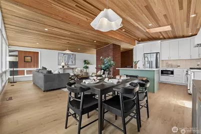 12582 Riviera Place NE, Seattle, WA 98125 - Photo 13