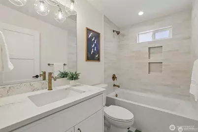 12582 Riviera Place NE, Seattle, WA 98125 - Photo 27