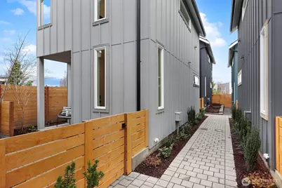 2006 C 19th Avenue S, Seattle, WA 98144 - Photo 19