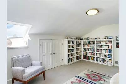 5715 63rd Avenue NE, Seattle, WA 98105 - Photo 15