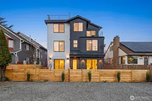 518 N 102nd St, Seattle, WA 98133 - Photo 3