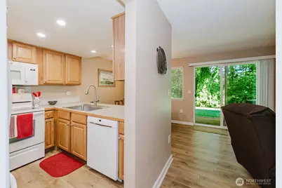 2969 SE Mile Hill Drive #E2, Port Orchard, WA 98366 - Photo 7