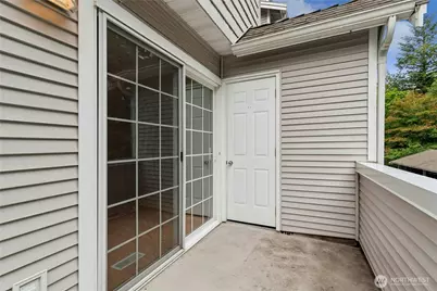 601 12th Avenue NW #E1, Issaquah, WA 98027 - Photo 13