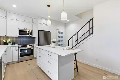 13353 25th Avenue NE, Seattle, WA 98125 - Photo 5