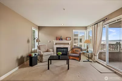 601 W Mercer Place #304, Seattle, WA 98119 - Photo 9