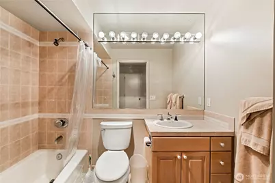 601 W Mercer Place #304, Seattle, WA 98119 - Photo 21
