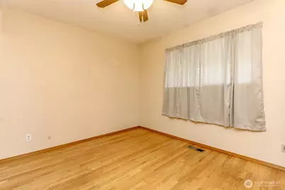 30208 27th Avenue S, Federal Way, WA 98003 - Photo 25