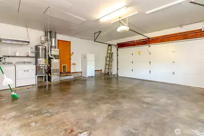 30208 27th Avenue S, Federal Way, WA 98003 - Photo 29