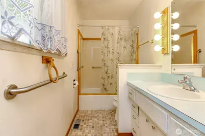 30208 27th Avenue S, Federal Way, WA 98003 - Photo 21