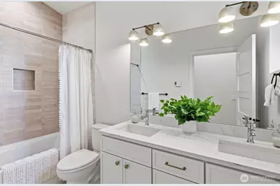 13351 25th Avenue NE, Seattle, WA 98125 - Photo 21
