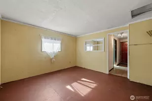 705 NE 6th St, Coupeville, WA 98236 - Photo 23