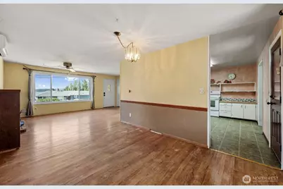 705 NE 6th Street, Coupeville, WA 98236 - Photo 11