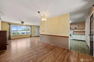 705 NE 6th St, Coupeville, WA 98236 - Photo 11