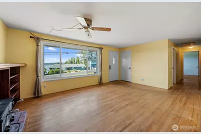 705 NE 6th Street, Coupeville, WA 98236 - Photo 7