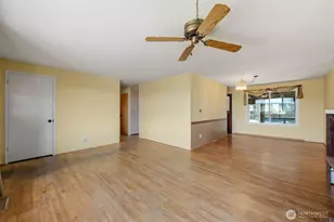 705 NE 6th St, Coupeville, WA 98236 - Photo 9