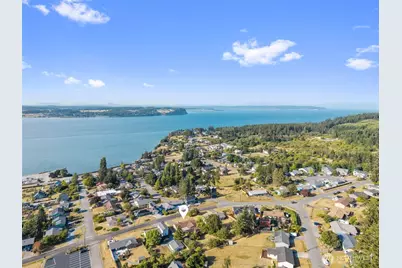 705 NE 6th Street, Coupeville, WA 98236 - Photo 5