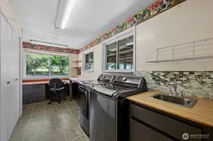 705 NE 6th St, Coupeville, WA 98236 - Photo 15