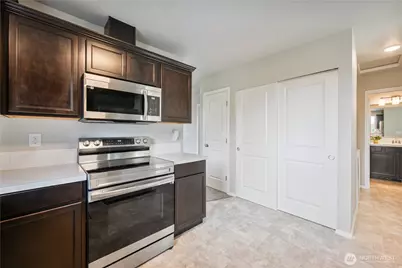 1009 Taylor Road, Kalama, WA 98625 - Photo 11