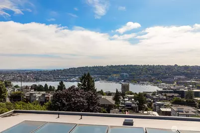 370 Highland Drive, Seattle, WA 98109 - Photo 3