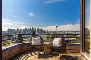 370 Highland Dr, Seattle, WA 98109 - Photo 23