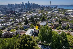 370 Highland Dr, Seattle, WA 98109 - Photo 31