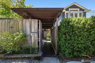 370 Highland Dr, Seattle, WA 98109 - Photo 29