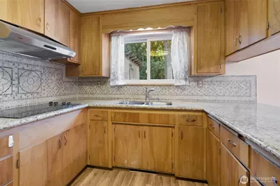 10406 55th Avenue S, Seattle, WA 98178 - Photo 15