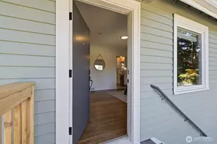 13349 25th Ave NE, Seattle, WA 98125 - Photo 3