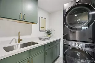 3310 9th Ave W, Seattle, WA 98119 - Photo 29