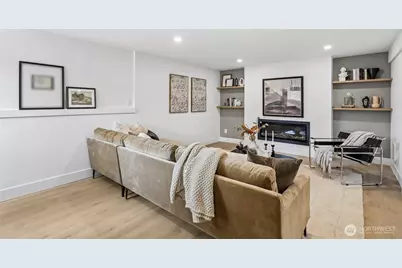 3310 9th Avenue W, Seattle, WA 98119 - Photo 23