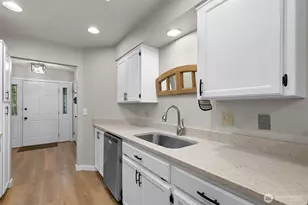 4878 N Village Ln, Bellingham, WA 98226 - Photo 5