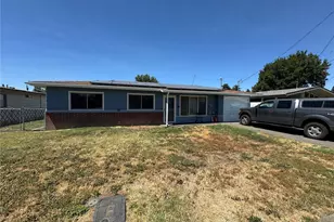 820 SE Cedar Ave, College Place, WA 99324 - Photo 1