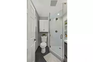 10527 Beardslee Blvd, Bothell, WA 98011 - Photo 15