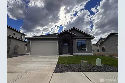 518 S Oasis Loop, East Wenatchee, WA 98802 - Photo 1