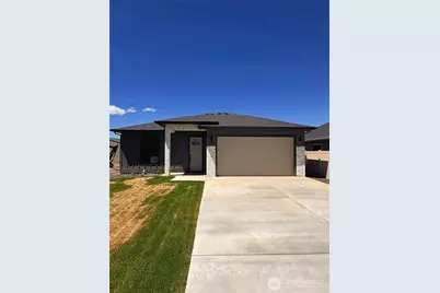550 S Oasis Loop, East Wenatchee, WA 98802 - Photo 1
