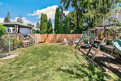 310 Pine Street, Edmonds, WA 98020 - Photo 21
