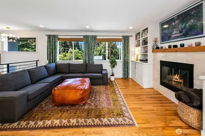 310 Pine Street, Edmonds, WA 98020 - Photo 9